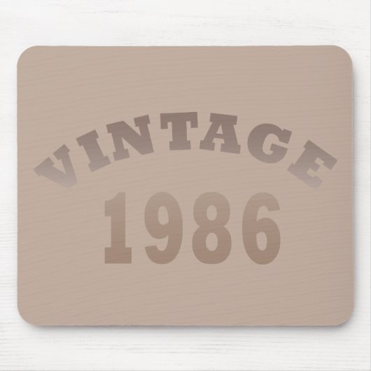 1986生まれ年のヴィンテージ誕生日ギフト マウスパッド (正面)