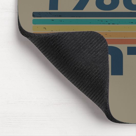 1986生まれ年のヴィンテージ誕生日 マウスパッド (コーナー)