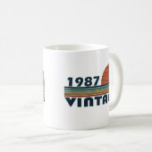 1987年生まれのヴィンテージ誕生日ギフト コーヒーマグカップ (正面右)
