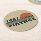 1987生まれ年のヴィンテージ誕生日ギフト ラウンドペーパーコースター (アングル)