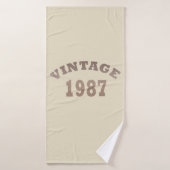 1987生まれ年のヴィンテージ誕生日 バスタオル (バスタオル)