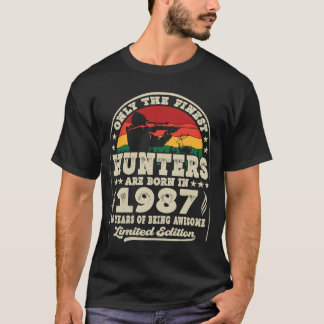 1987素晴らし年の鹿の狩り36位にハンター達がいる Tシャツ