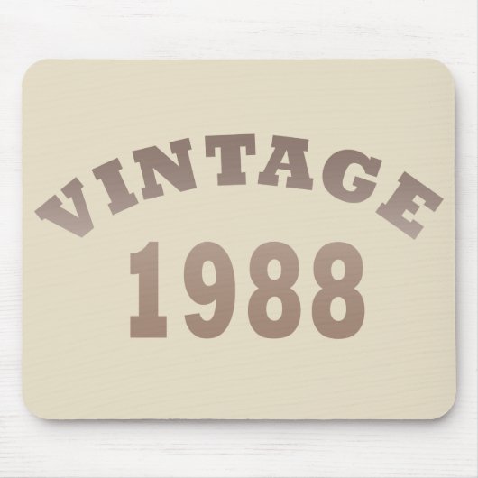 1988生まれ年のヴィンテージ誕生日ギフト マウスパッド (正面)
