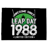 1988素晴らし年閏年日以後2月29誕生日 ラージペーパーバッグ (裏面)