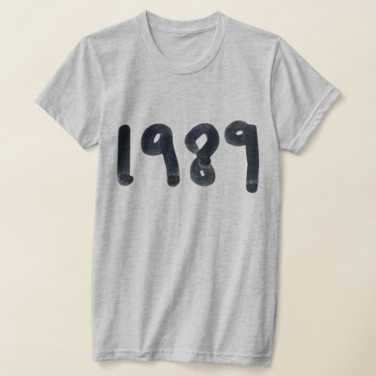 1989年を念頭に置いて思い出に残る年があるか Tシャツ (レイダウン)