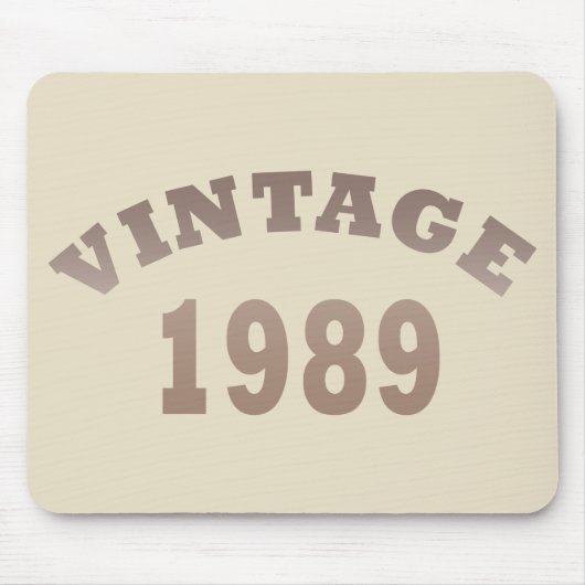 1989生まれ年のヴィンテージ誕生日ギフト マウスパッド (正面)