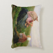 198.母親と小さな子供 アクセントクッション (正面(垂直))