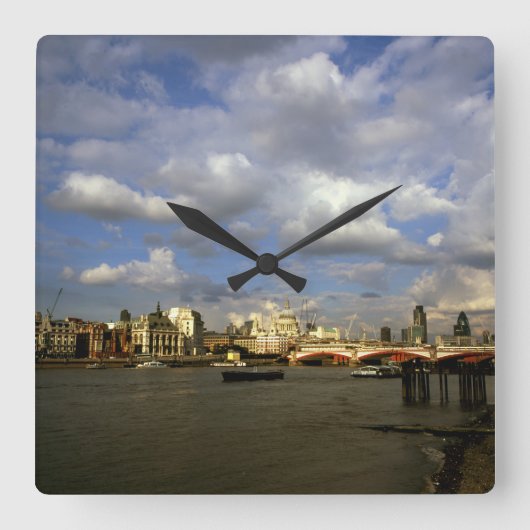 1990年代のロンドン市 スクエア壁時計 (正面)