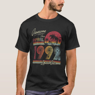 1992素晴らし年4月30歳30歳の誕生日 Tシャツ