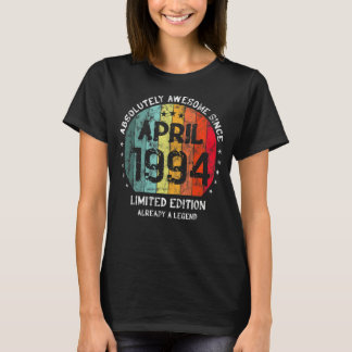 1994素晴らし年4月から絶対に男の女性バット Tシャツ