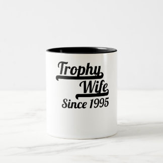 1995年以来のトロフィの妻 ツートーンマグカップ