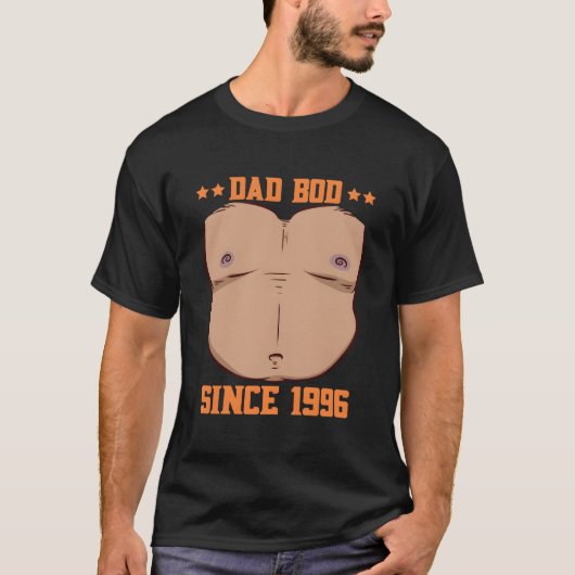 1996年から続くデットボディ 父の日 ビール腹 Tシャツ (正面)