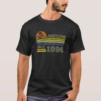 1996年以来26歳の男素晴らし女 Tシャツ