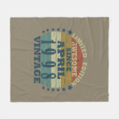 1998生まれ年4月のヴィンテージ誕生日 フリースブランケット (正面(横))