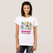1999年みたいなモーミン – Y2Kおもしろいママギフト Tシャツ (正面フル)