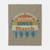 1999生まれ年3月のヴィンテージ誕生日 フリースブランケット (正面)
