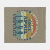 1999生まれ年4月のヴィンテージ誕生日 フリースブランケット (正面(横))