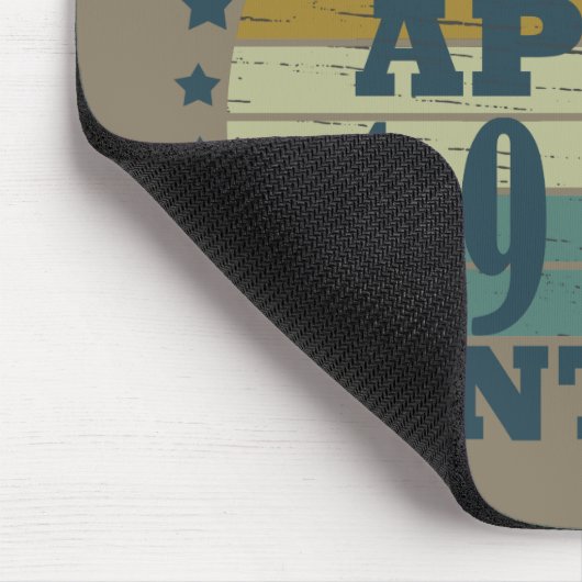 1999生まれ年4月のヴィンテージ誕生日 マウスパッド (コーナー)