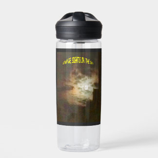 199.奇妙な空の光景 ウォーターボトル