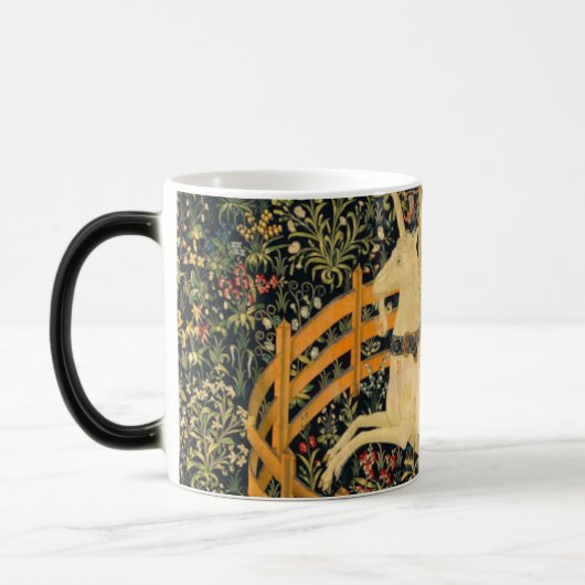 199.捕らえられたユニコーン モーフィングマグカップ (左)