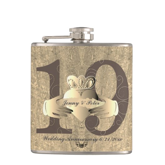 19thアニバーサリーブロンジークラダグリングや輪 フラスク (正面)