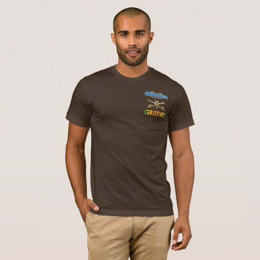 1/10th騎兵隊M113 CIBのうなり声のワイシャツ Tシャツ (正面フル)