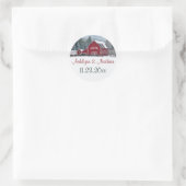 1.5インチ赤い納屋の冬の結婚式の好意ステッカー ラウンドシール (バッグ)