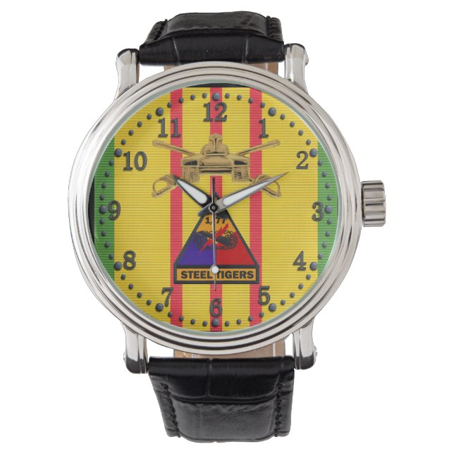 1/77第Armor InsigniaおよびパッチVSMウォッチ 腕時計 (正面)