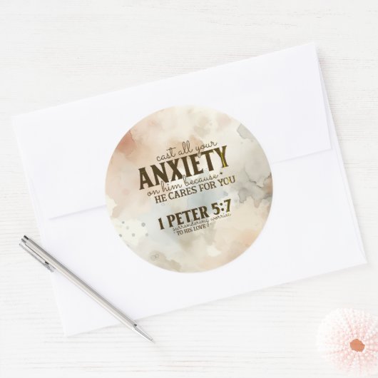 1 Peter 5:7あなたの不安を彼に投げ込む聖書の聖句 ラウンドシール (封筒)