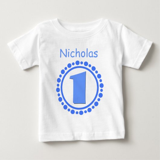 1stバースデーボーイ1年ビッグナンバー名V101 ベビーTシャツ (正面)