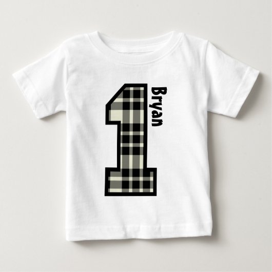 1st Birthday Boy PLAID 1年名前をカスタムするV007B ベビーTシャツ (正面)