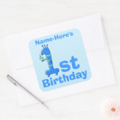 1st birthday cartoon, in blue.名前をカスタムする。 スクエアシール (封筒)