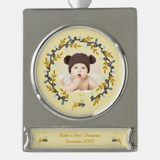 1st Christmas Deer with Wreath Yellow シルバープレートバナーオーナメント (正面)