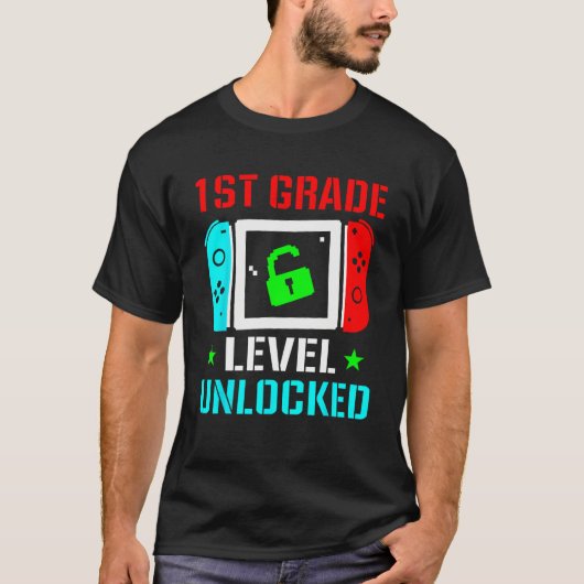 1st Grade Level Unlocked  Back To School Gamer Boy Tシャツ (正面)