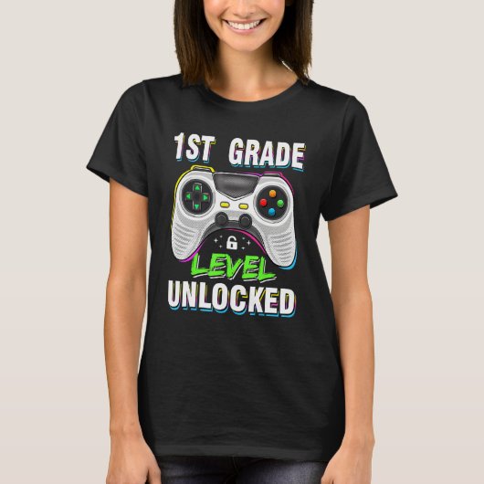 1st Grade Level Unlocked Gamer First Day Of School Tシャツ (正面)
