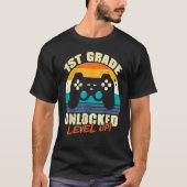 1st Grade Unlocked Level Up Gamer Back To School F Tシャツ (正面)