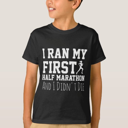 1st Half Marathon Runner Funny Running First Tシャツ (正面)