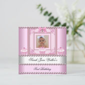 1thバースデーガールピンクカップケーズホワイトパールベビー 招待状 (スタンド正面)