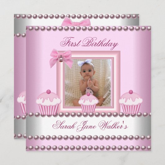 1thバースデーガールピンクカップケーズホワイトパールベビー 招待状 (正面/裏面)