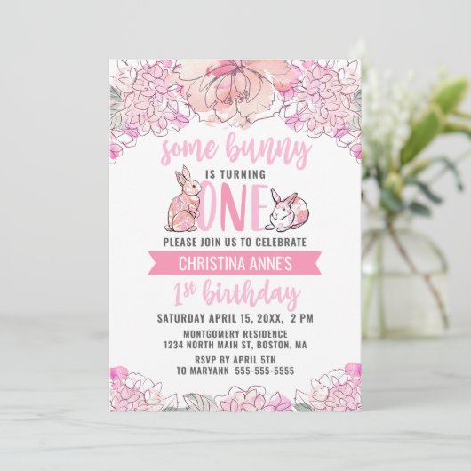 1th誕生日いくつかのバニーピンクの水色フローラ 招待状 (スタンド正面)