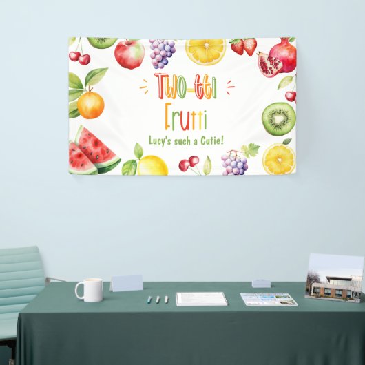 2かわいこちゃん2歳の誕生日のような2つの果物 横断幕 (トレードショー)