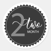 2か月マイルストーンクラシックラウンドステッカー ラウンドシール (正面)