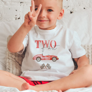 2さいの誕生日におすすめの赤いレーシングカートのTシャツ トドラーTシャツ