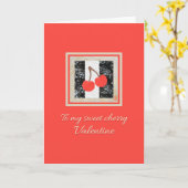 2つのさくらんぼオンレッドバレンタインカード カード (黄色い花)