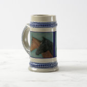 2つのウマ科の非常に可愛いベビー馬の写真 ビールジョッキ (正面左)