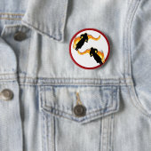 2つのオフロードダートバイクと炎 缶バッジ (インサイチュ)