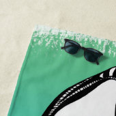 2つのオルカキラークジラ部族ドードルティール（緑がかった色）ブルー ビーチタオル (インサイチュ)