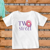 2つのスイートドーナツの誕生日パーティー ベビーTシャツ