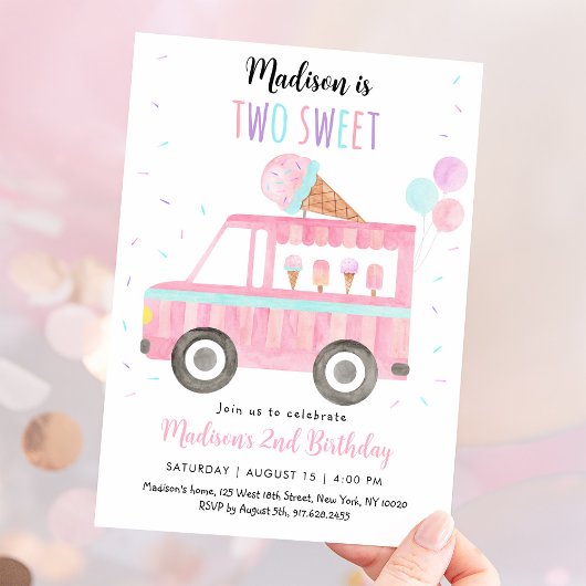 2つのスイートピンクアイスクリームトラック誕生日 招待状