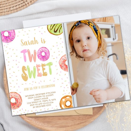 2つのスイートライトフォトドーナツ誕生日招待状 招待状